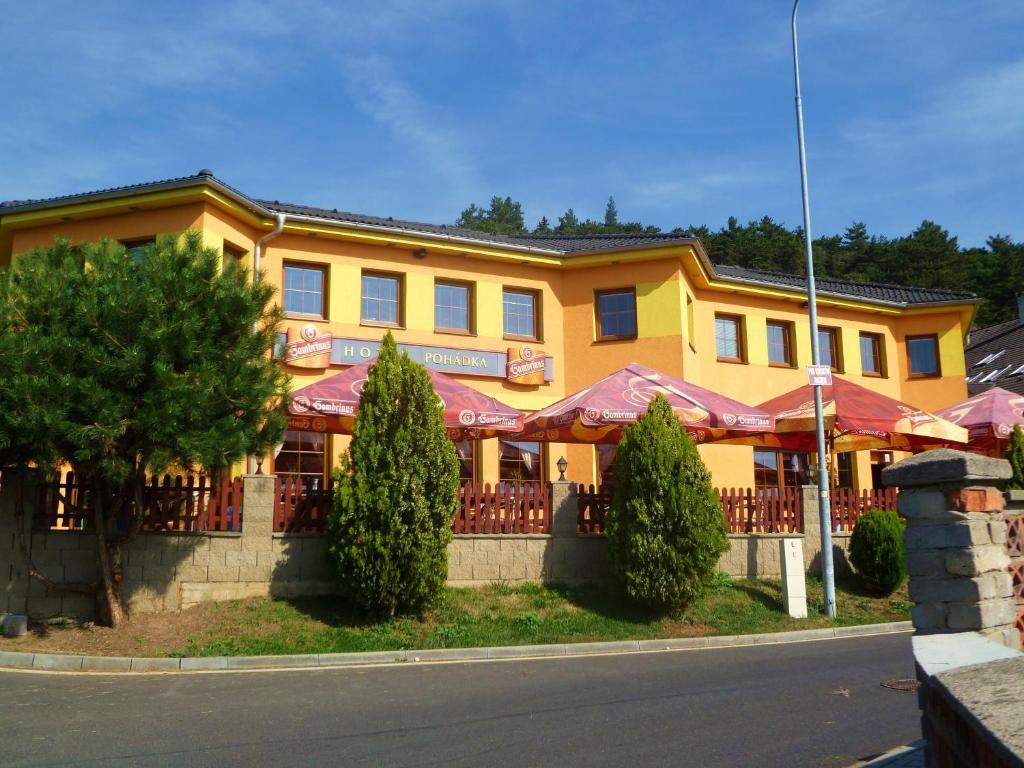 Hotel Pohadka Мост Экстерьер фото
